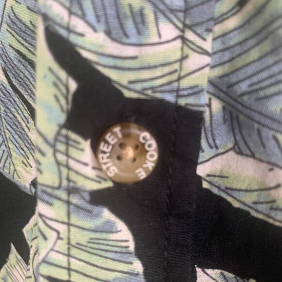 Cooke Street Top Black Green Tropical Palm Printed Button Down Hawaiian Shirt - Picture 7 of 10